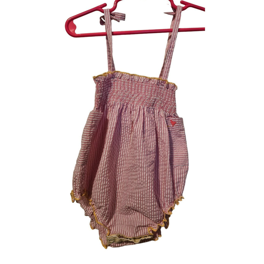 Pink Chicken smocked‎ bubble romper size 3-6 monts
